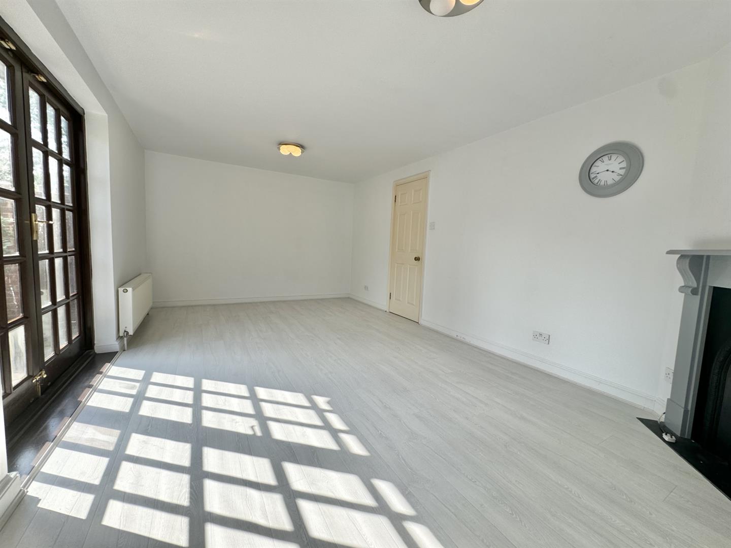 3 bed property in Bentley Mews, Enfield